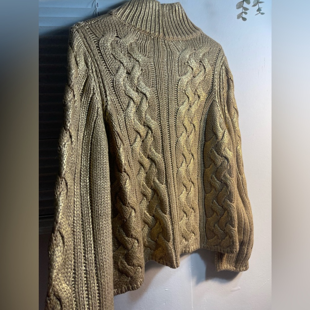 Zara sweater with gold glitter xs
